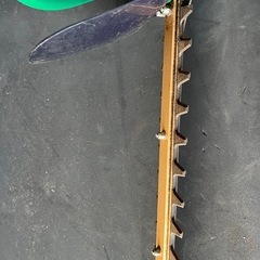 電動ヘッジトリマーマキタの画像