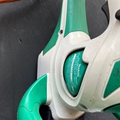 電動ヘッジトリマーマキタの画像