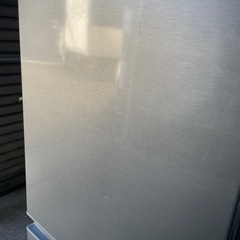 R-56    2ドア冷蔵庫　美品　アクアの画像