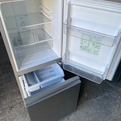 R-56    2ドア冷蔵庫　美品　アクアの画像