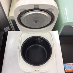 【極厚火釜】炊飯器 KS-RC21M10-W　アイリスオーヤマ　2023年製 ジャー炊飯器 5.5合の画像