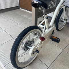 子供用自転車　16インチ　クリーム色　美品の画像
