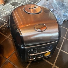 無料)炊飯器　差し上げますの画像