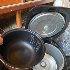 無料)炊飯器　差し上げますの画像