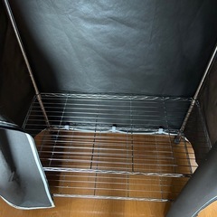 カバー付きスチールラック
の画像