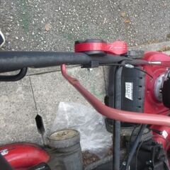 使用頻度少！後輪自走芝刈り機６馬力の画像