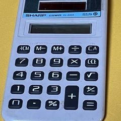 8ケタSHARP電卓①　百均電卓2個付きの画像