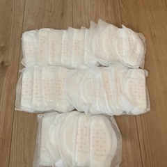 西松屋 母乳パッド 25枚 dacco 清浄綿 11個 セットの画像