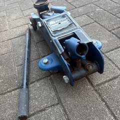 ジャッキ２ｔの画像