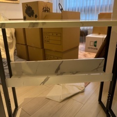 折りたたみ机の画像