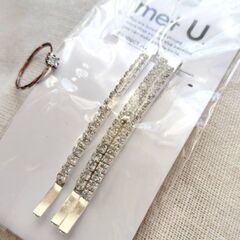 ほぼ新品　ラインストーン　ヘアピン　ピンキーリングの画像