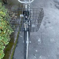 リサイクルショップどりーむ天保山店　No574 自転車　シティサイクル　２７インチ　ギア切替付き　ライト欠品　チェーン若干伸びあり　少しカリカリ鳴りますの画像