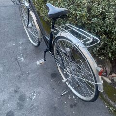 リサイクルショップどりーむ天保山店　No574 自転車　シティサイクル　２７インチ　ギア切替付き　ライト欠品　チェーン若干伸びあり　少しカリカリ鳴りますの画像