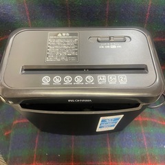 IRIS OHYAMA 家庭用シュレッダー A4 5枚細断 ブラック クロスカット アイリスオーヤマ IRIS OHYAMA の画像