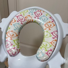 補助便座 ステップ付き　トイトレ　折りたたみの画像