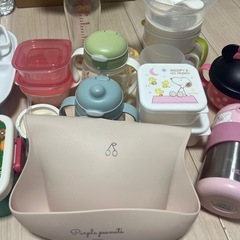 離乳食　ベビー用品　食器　マグ　タッパー　搾乳機　セットの画像