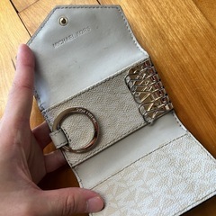 マイケルコース　キーケース　小銭入れつきの画像