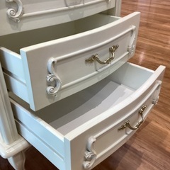 チェスト（猫脚）【町田市再生家具】252723の画像