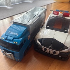 トミカ　デカパトロールカー　　おかたづけコンボイの画像