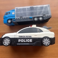 トミカ　デカパトロールカー　　おかたづけコンボイの画像
