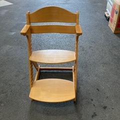 子供用イスの画像