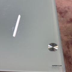 ガラストップ デスク／ワークデスク（白フレーム・強化ガラス）の画像