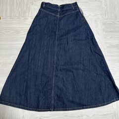 GU デニムスカート　Sサイズの画像