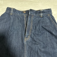 GU デニムスカート　Sサイズの画像