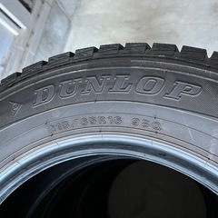 215/65R16 4本 ダンロップ バリ溝 スタッドレスの画像
