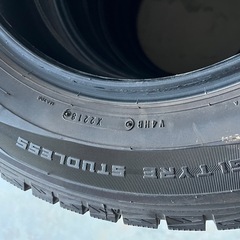 215/65R16 4本 ダンロップ バリ溝 スタッドレスの画像
