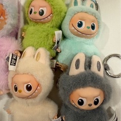 ラブブ多数の画像