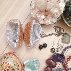 多彩な天然石のブレスレット、ほか色々まとめ売り　の画像