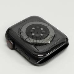 Apple Watch Series 6/GPS+セルラー/44mm/A2376/スペースグレー〈MG2E3HN/A〉の画像