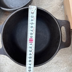 ダッチオーブン　焚き火台の画像