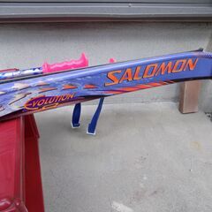※引き取り先決定済み※スキー板＆ストック　２点セット　サロモン エヴォリューション８/1870mm　ストック/ロシニョール/1210mm　【非対面取引です】の画像