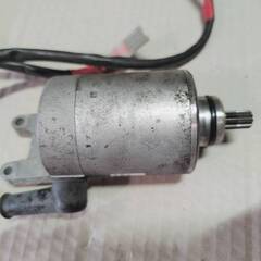 【倉庫整理】PiaggioピアジオMP3 250 セルモーター スターターリレー★東京/大田区の画像