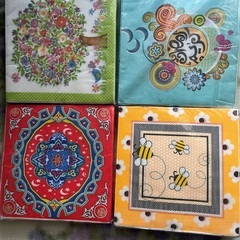 ナプキン　ティッシュペーパーの画像