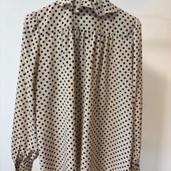 【タグ付き未使用】デシンドットフリルボウタイブラウスの画像