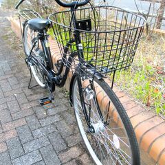 中古自転車 Lietto Towr ママチャリ 自転車 実用6段変速 27インチ LEDオートライト ブラック 通勤 通学 近所のお出掛けなどにの画像