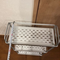 スチールラックの画像