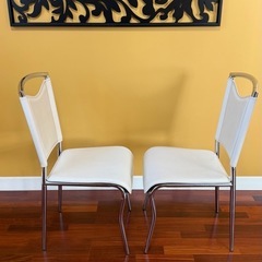 ダイニングチェアー2脚の画像