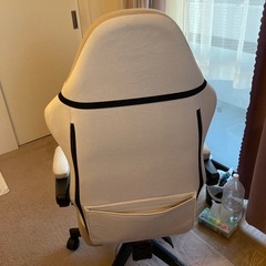 ゲーミングチェアーの画像