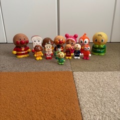 アンパンマン人形の画像