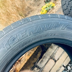 室内保管／GOOD YEAR スタッドレスタイヤ 16インチ 4本セット205/60R16＊2021年製
の画像