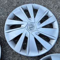日産デイズ　１４インチホイールカバーの画像