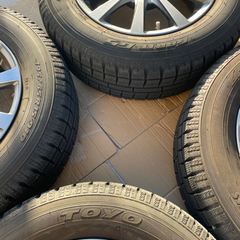 マナレイスポーツ 15インチ スタッドレス付き 4本セットの画像