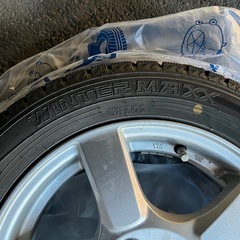 スタッドレスタイヤ4本セット
の画像