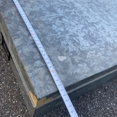 ブリキの缶の画像