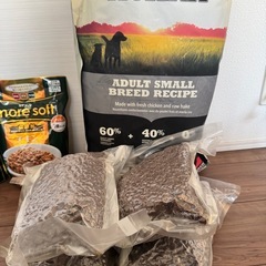 アカナ 4kg  おまけ付きの画像