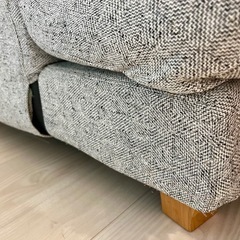 カリモク2人掛けソファの画像